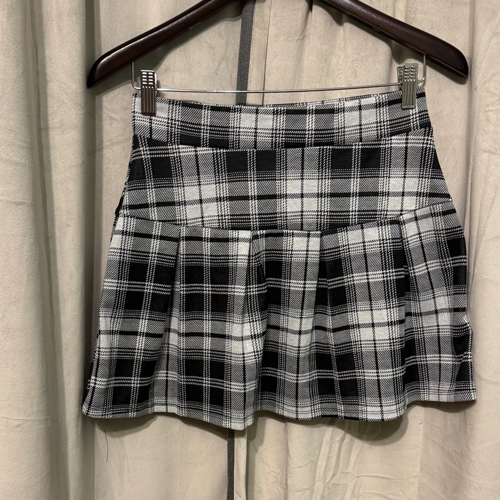 Derek Heart Monochrome Plaid Skater Skirt